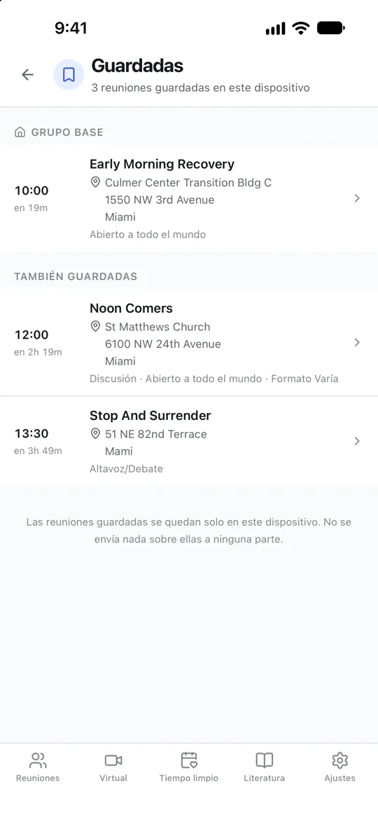 Reuniones guardadas en una pantalla, con una marcada como grupo habitual arriba.