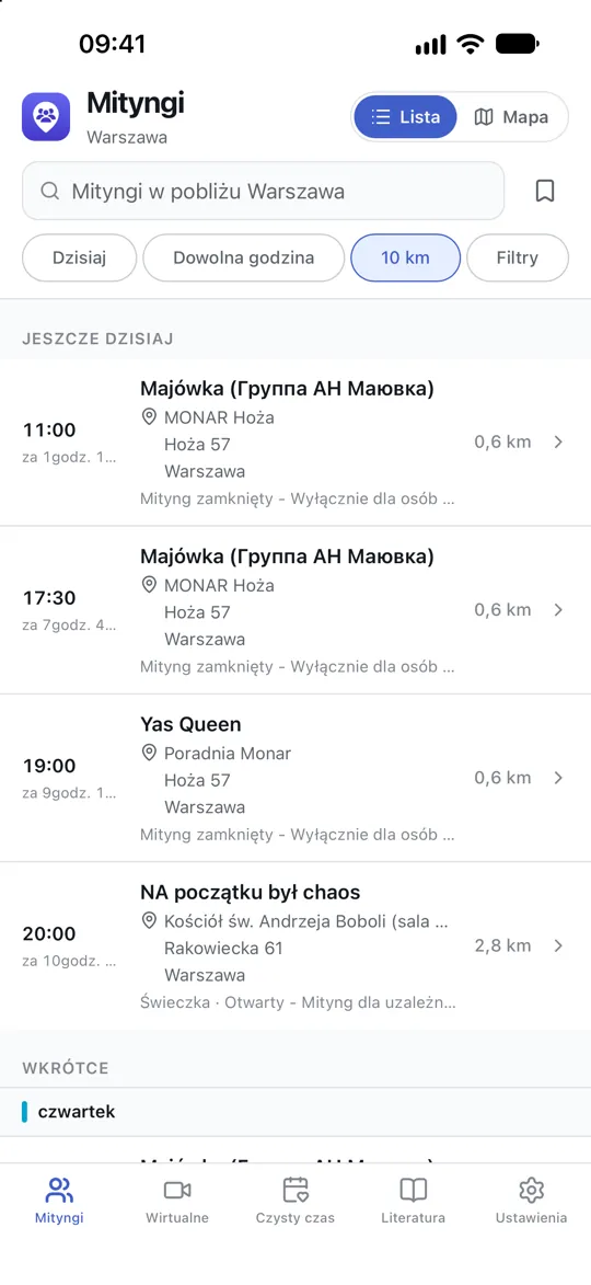 Lista mityngów, pokazująca to, co zaczyna się najbliżej w pobliżu, z odliczaniem i odległością do każdego z nich.